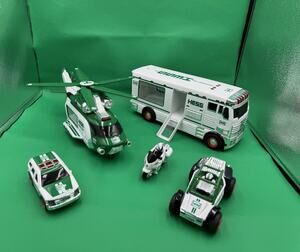 Vintage Hess Toy Lot 1998 Recreation Van RV Helicopter SUV Dune Buggy Motorcycle
